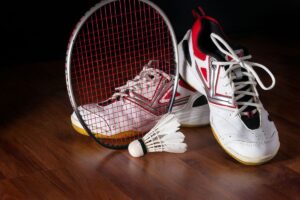 Cara Memilih Sepatu Badminton Terbaik