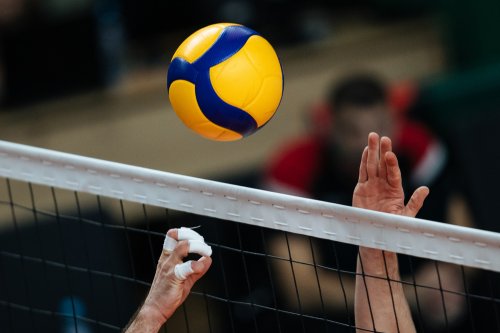5 Rekomendasi Bola Voli Lokal Terbaik 2025